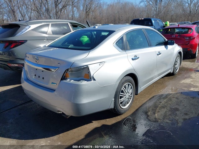 Nissan Altima 2.5 S 2014 1N4AL3AP0EC204639 Image 4