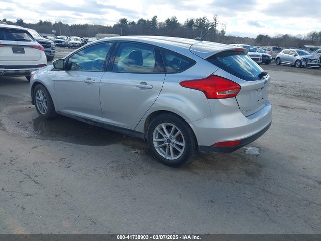 1FADP3K28JL254252 Ford FOCUS SE