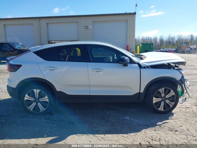 YV4ED3GL9P2038589 Volvo C40 Recharge Pure Electric Twin Plus