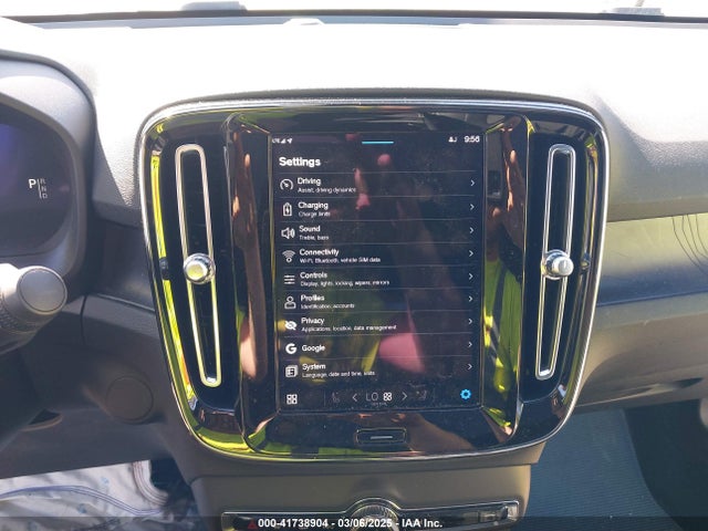 YV4ED3GL9P2038589 Volvo C40 Recharge Pure Electric Twin Plus