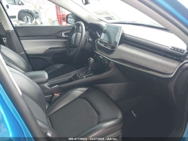 3C4NJDBB1NT165106 Jeep Compass Latitude 4x4