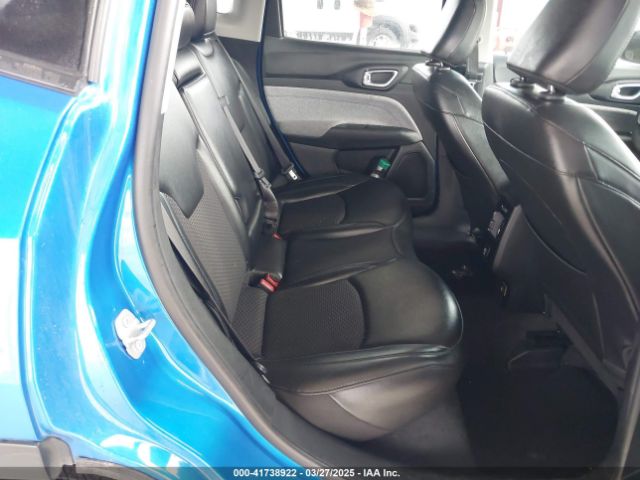3C4NJDBB1NT165106 Jeep Compass Latitude 4x4