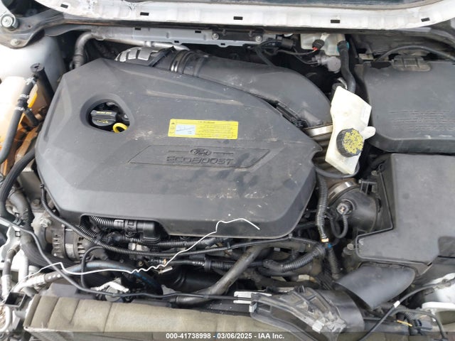 1FMCU9GX9EUA18954 Ford ESCAPE SE