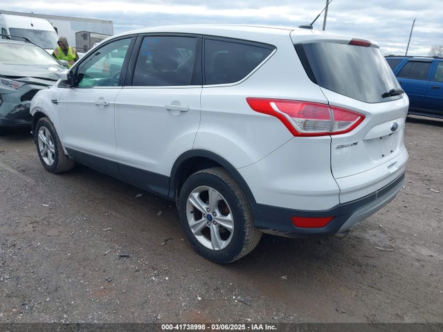 1FMCU9GX9EUA18954 Ford ESCAPE SE