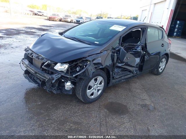 KNAFK5A81H5700241 KIA FORTE LX