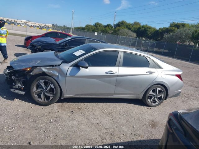 5NPLS4AG1PH092789 Hyundai ELANTRA SEL