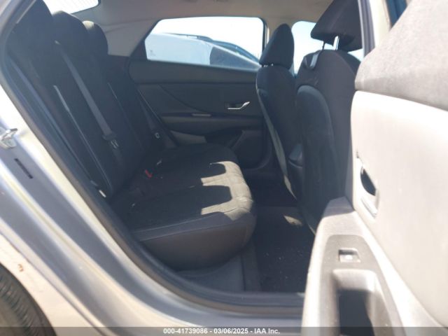 5NPLS4AG1PH092789 Hyundai ELANTRA SEL