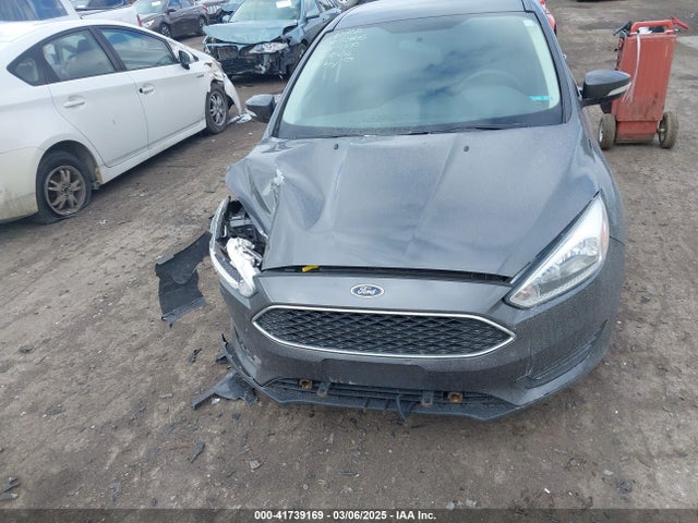 Ford FOCUS SE 2016 1FADP3F24GL378506 Image 12