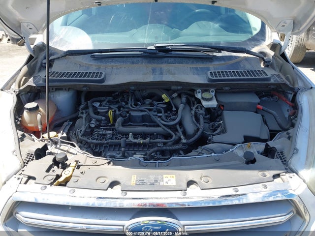 1FMCU0GD5HUA95861 Ford ESCAPE SE