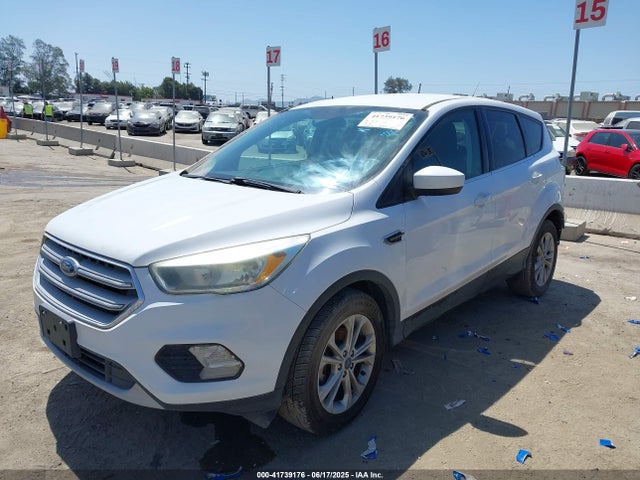 1FMCU0GD5HUA95861 Ford ESCAPE SE