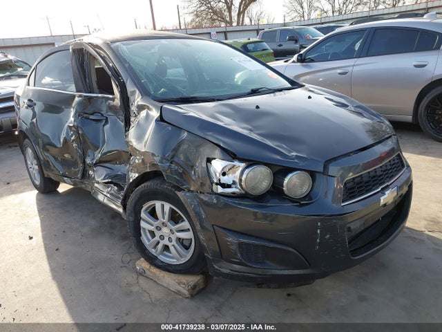 1G1JC5SB1F4128426 Chevrolet Sonic Lt Auto