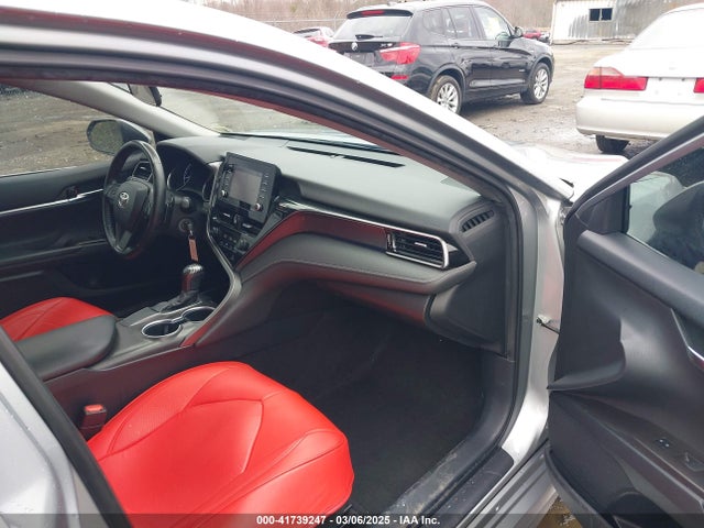 4T1G11AK5MU609595 Toyota CAMRY SE
