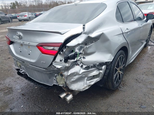 4T1G11AK5MU609595 Toyota CAMRY SE