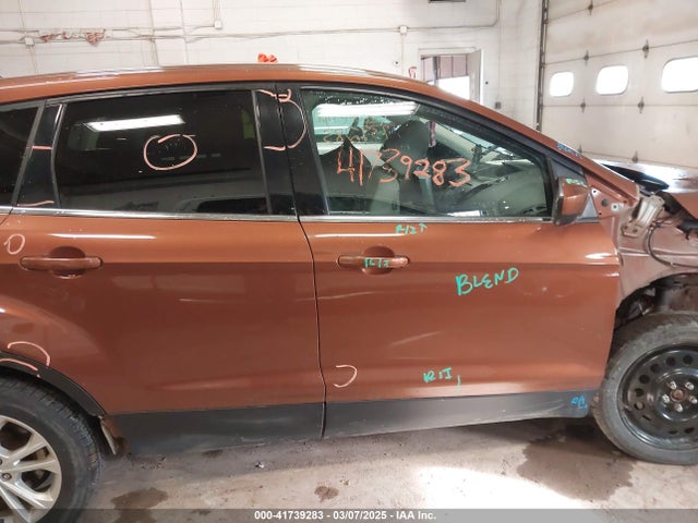 Ford ESCAPE SE 2017 1FMCU9GD1HUC41533 Image 14