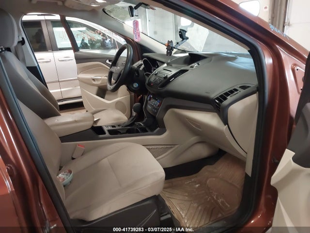 Ford ESCAPE SE 2017 1FMCU9GD1HUC41533 Image 5