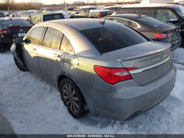 2014 CHRYSLER 200 1C3CCBBB2EN186251 Photo 2