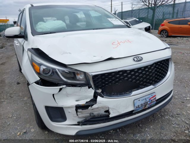 KNDMA5C1XG6149734 KIA Sedona L