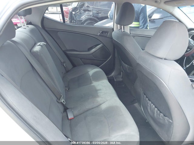 5XXGM4A72FG395456 KIA Optima Lx