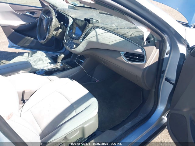 1G1ZE5ST8HF189639 Chevrolet MALIBU 1LT
