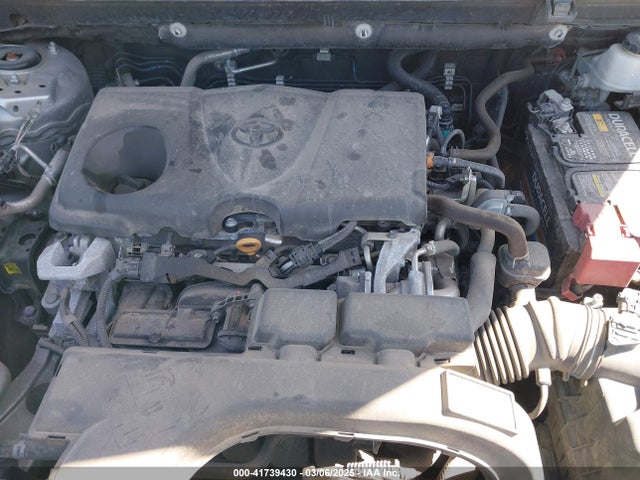 2T3W1RFV0MW104858 Toyota Rav4 Xle