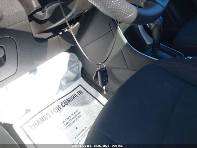 3GNCJKSB1JL408720 Chevrolet TRAX LS
