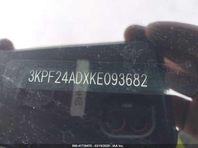 3KPF24ADXKE093682 KIA Forte Lxs