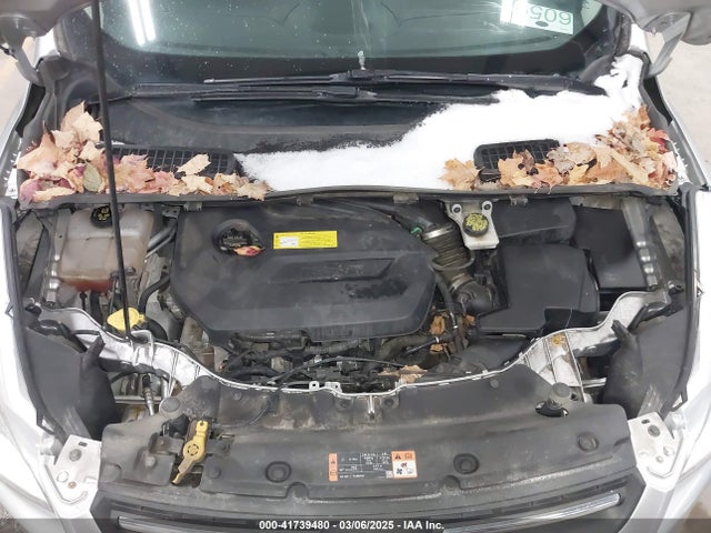 1FMCU9GX7GUA64379 Ford ESCAPE SE