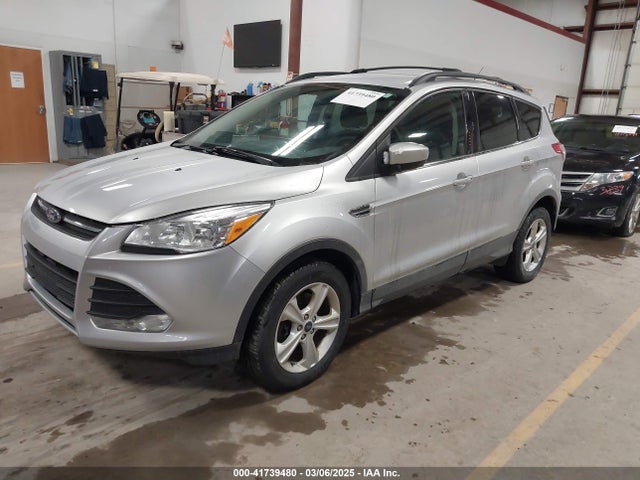 1FMCU9GX7GUA64379 Ford ESCAPE SE