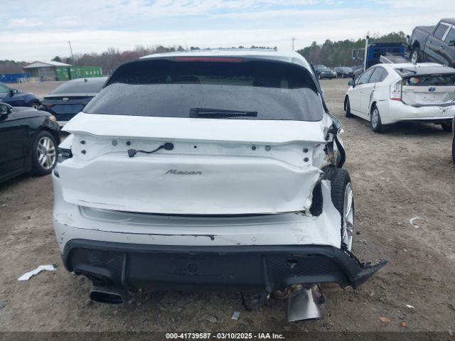WP1AA2A55RLB20040 Porsche Macan Base (pdk)/t