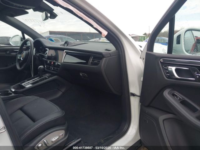 WP1AA2A55RLB20040 Porsche Macan Base (pdk)/t
