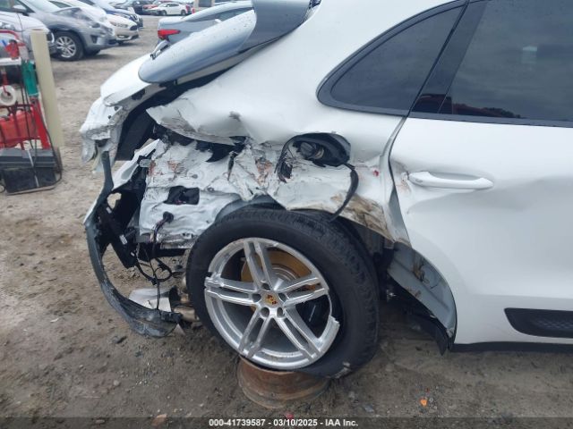 WP1AA2A55RLB20040 Porsche Macan Base (pdk)/t