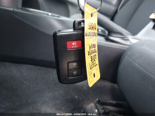 Toyota Rav4 Xle 2018 2T3RFREV4JW729145 Image 11