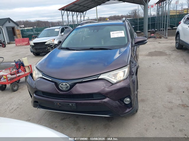Toyota Rav4 Xle 2018 2T3RFREV4JW729145 Image 12
