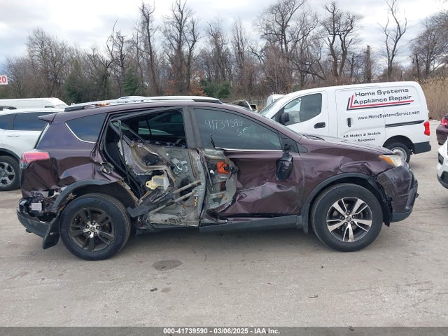 Toyota Rav4 Xle 2018 2T3RFREV4JW729145 Image 13