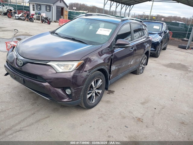 Toyota Rav4 Xle 2018 2T3RFREV4JW729145 Image 2