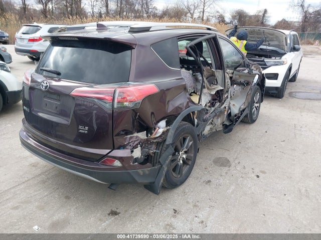 Toyota Rav4 Xle 2018 2T3RFREV4JW729145 Image 4