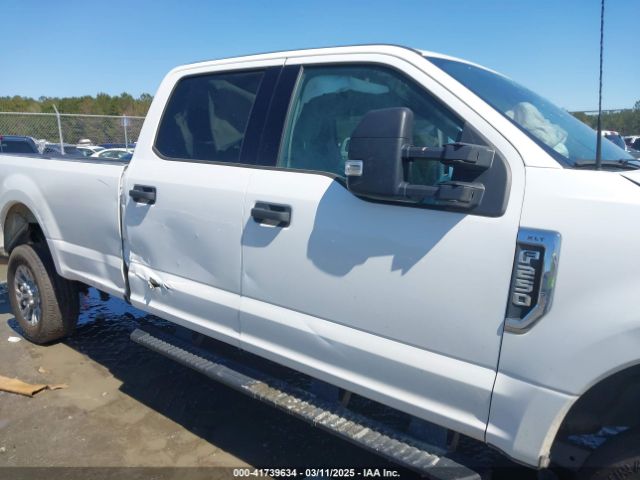 1FT7W2B60NEG43131 Ford F-250 Xlt
