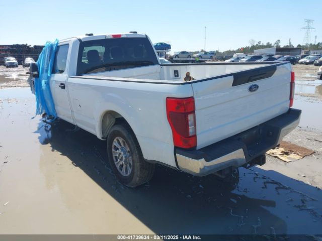 1FT7W2B60NEG43131 Ford F-250 Xlt