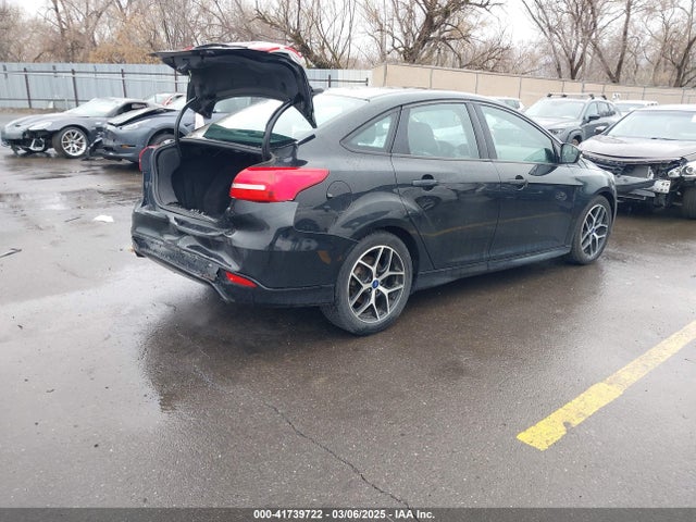 1FADP3F22FL240476 Ford FOCUS SE