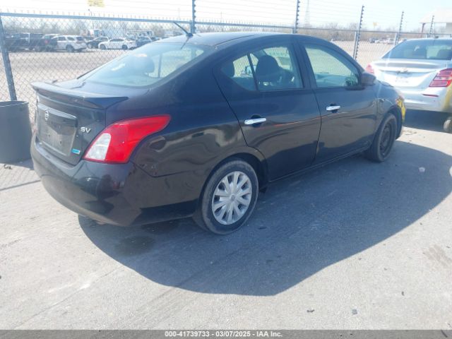 3N1CN7AP8FL852291 Nissan 2015