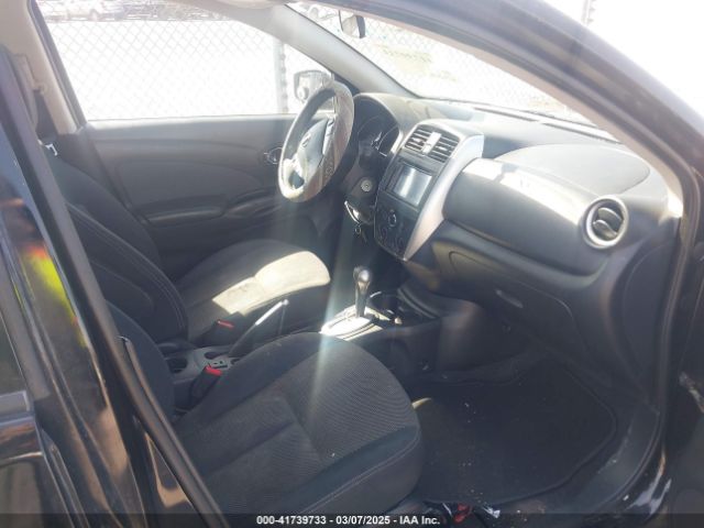 3N1CN7AP8FL852291 Nissan 2015