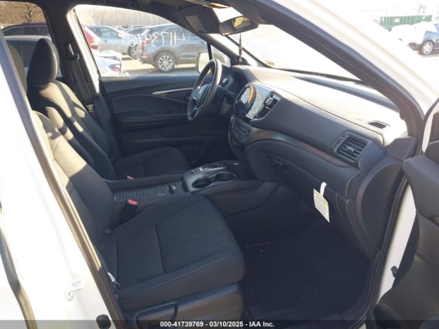 5FNYF8H21MB031674 Honda Passport Awd Sport