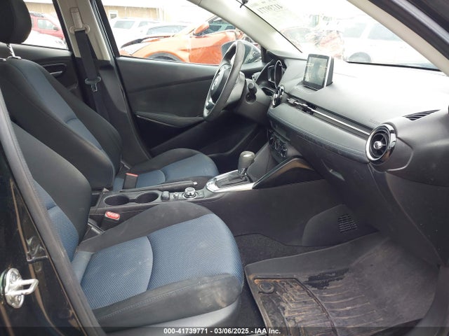 3MYDLBYV4HY149552 Toyota YARIS IA