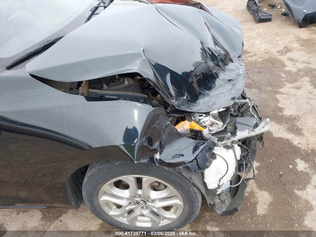 3MYDLBYV4HY149552 Toyota YARIS IA