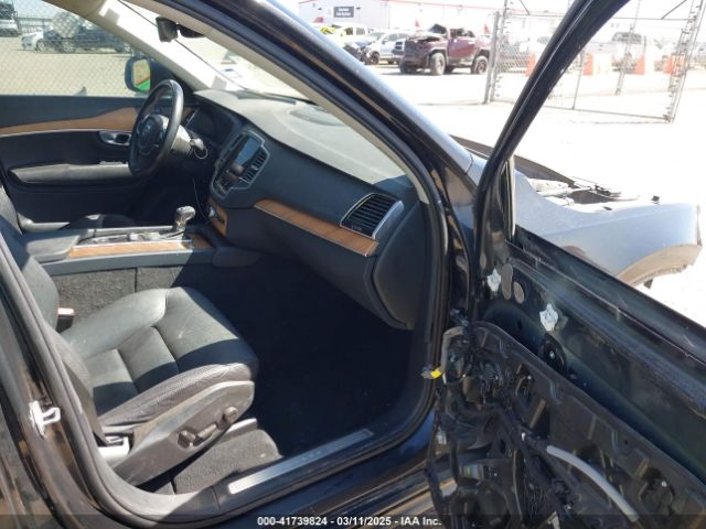 YV4A22PK5N1809624 Volvo Xc90 T6 Momentum 7 Passenger