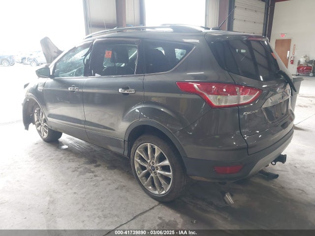 1FMCU9G93GUA33373 Ford ESCAPE SE