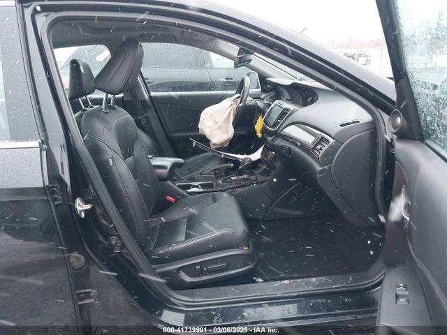 1HGCR3F98HA024466 Honda Accord Touring V6