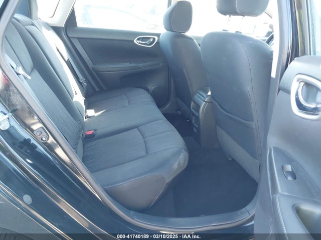 3N1AB7AP7JL656481 Nissan SENTRA SV