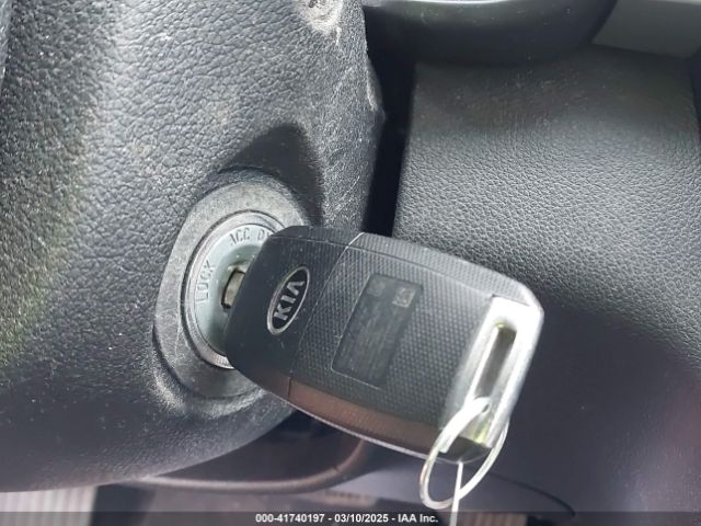 5XXGT4L31KG323493 KIA Optima Lx