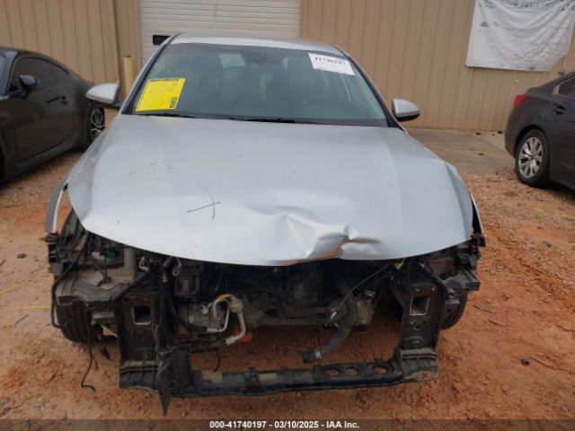 5XXGT4L31KG323493 KIA Optima Lx